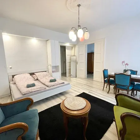 Mehdi 1 Apartment