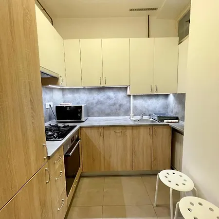 Mehdi 1 Apartment *