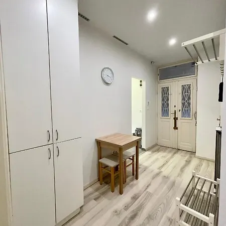 Mehdi 1 Apartment *